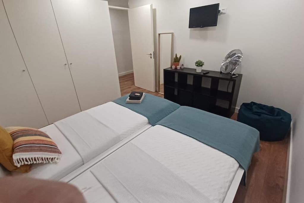 A H - Apartment Oporto Downtown Esterno foto